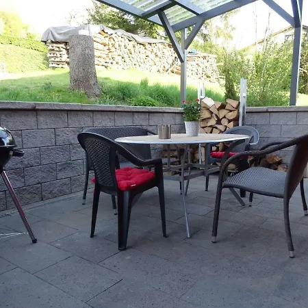 Haus Am Sonnenberg アパート